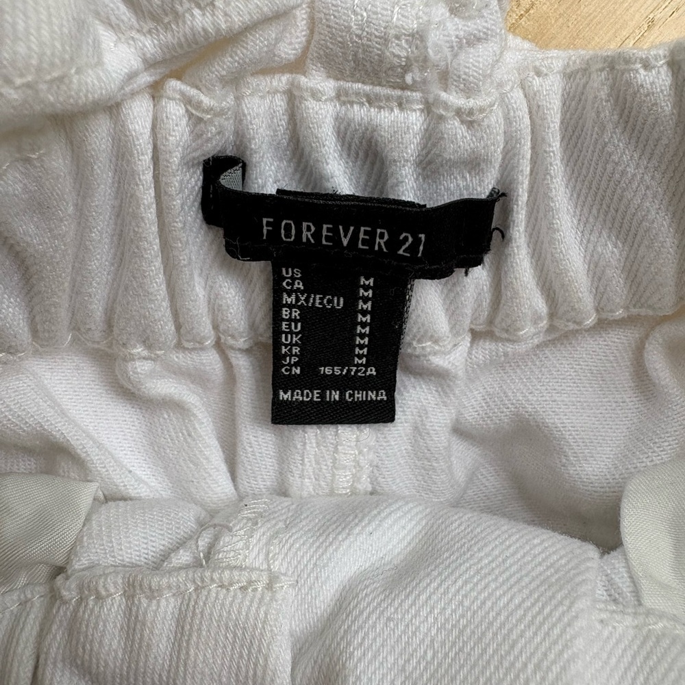 Forever 21 High Waist White Shorts - Picture 3 of 4